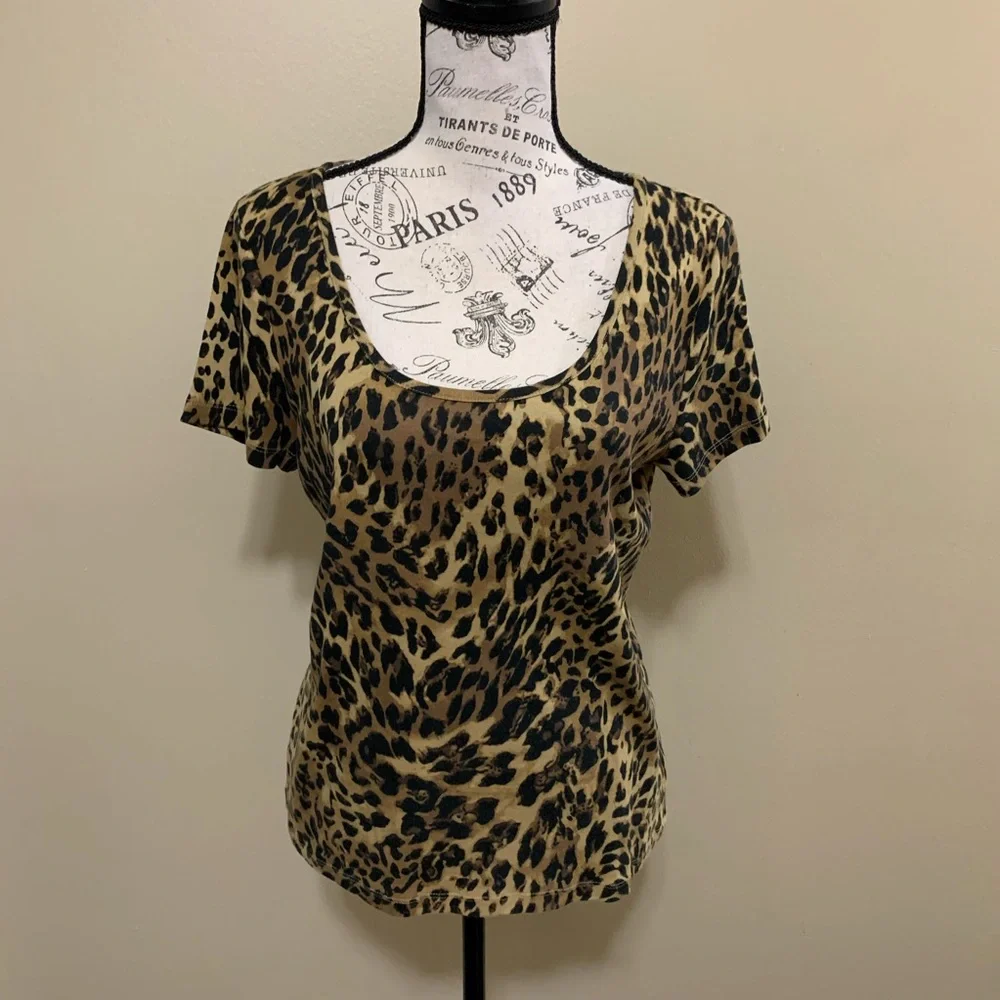 Chaps Leopard Animal Print Short Sleeve Large Top - Picture 1 of 11